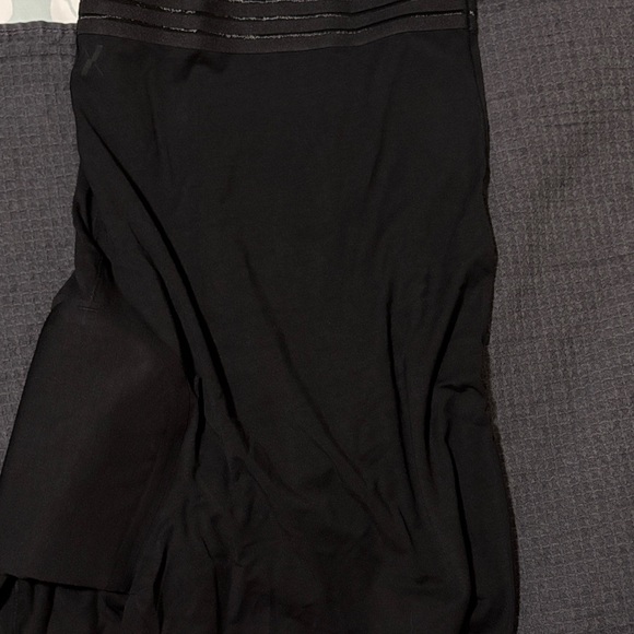 Knix Luxe Modal Sleep Boxer - Picture 3 of 4